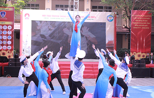 Chuyên đề: Kỷ niệm 75 năm Truyền thống học sinh - Sinh viên Việt Nam - Tự hào quá khứ, vững bước tương lai