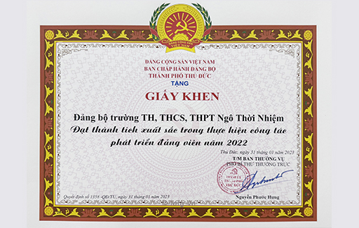 Giấy khen Đảng bộ trường Đạt thành tích xuất sắc trong thực hiện công tác phát triển đảng viên năm 2022