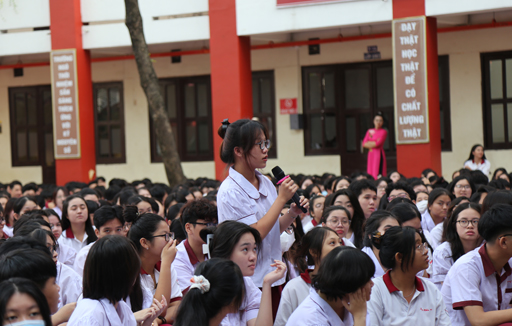 Trường tư thục có nhiều thành tích nhất ở TPHCM: Mỗi gia đình có một câu trả lời riêng?