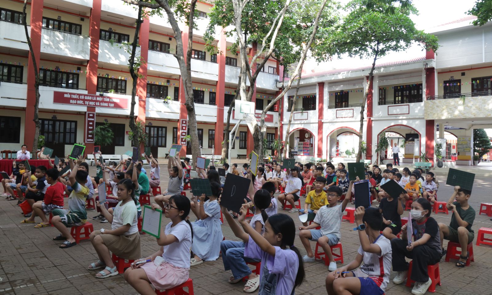 Hội thi Rung chuông vàng hè 2024, sân chơi trí tuệ bổ ích dành cho khối Tiểu học